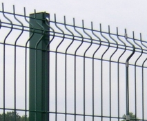 Profilierter Gitterzaun in der Farbe RAL6005 grün, Matte á 3000 mm Länge